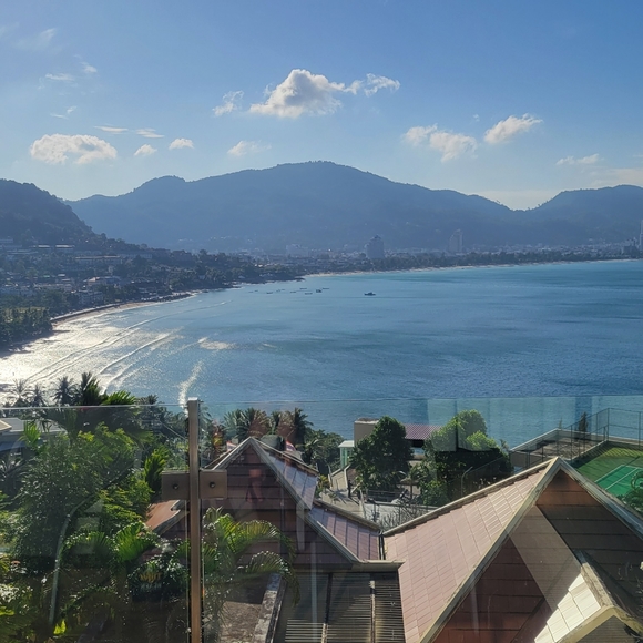 Meet your Posher!! - Picture 11 of 16